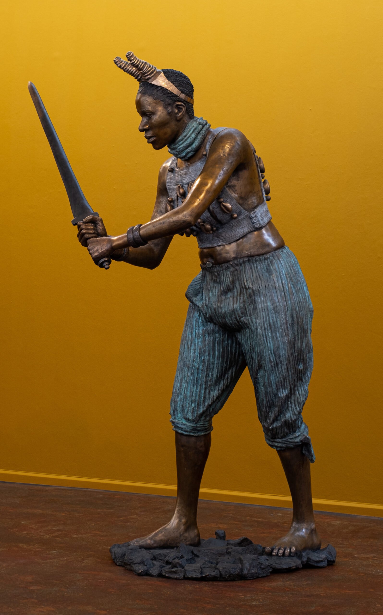 Nandipha Mntambo. Agoodjie I. Bronze. 256 x 172 x 106cm.  (Courtesy of Everard Read)